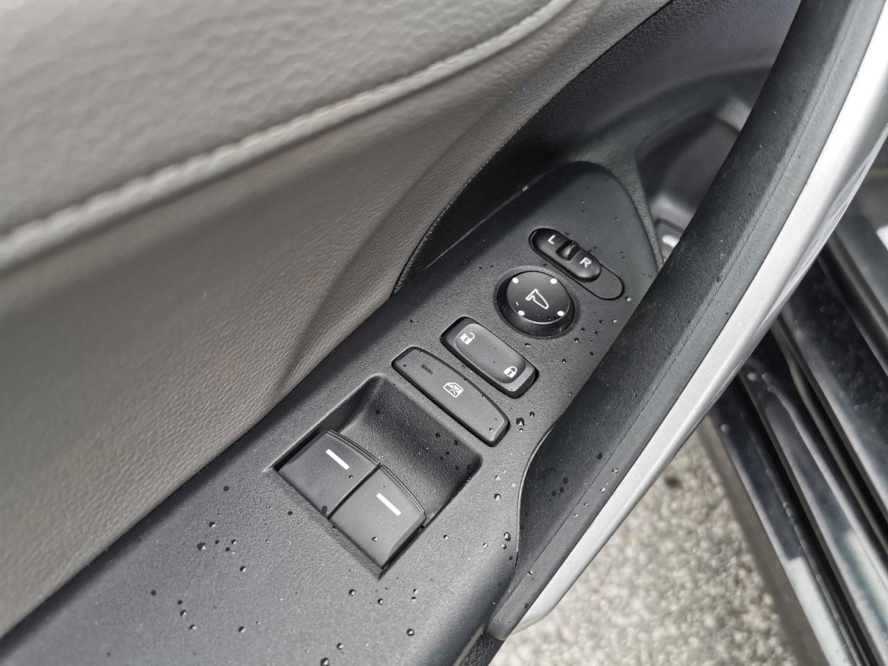 2016 Honda Civic Touring - Photo #10
