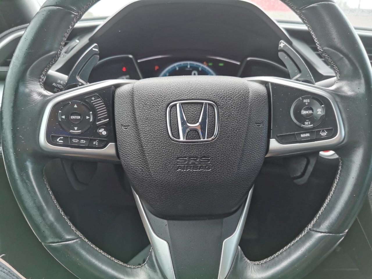 2016 Honda Civic Touring - Photo #18