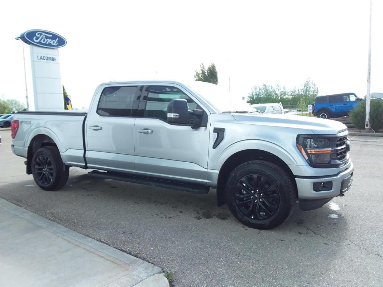 New 2025 Ford F-150 XLT for sale in Lacombe, AB