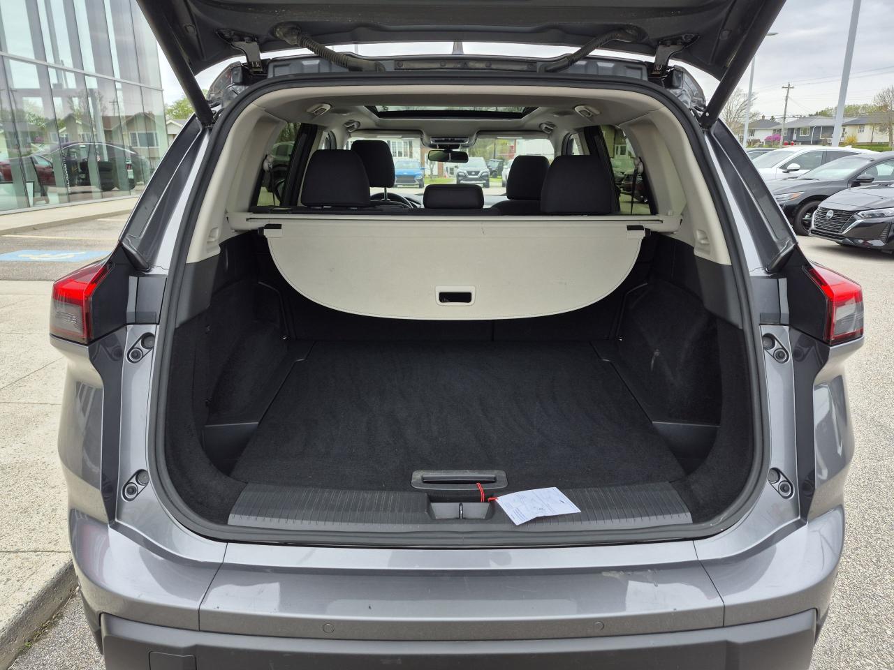2024 Nissan Rogue SV MOONROOF POWER LIFT GATE, REMOTE START Photo14