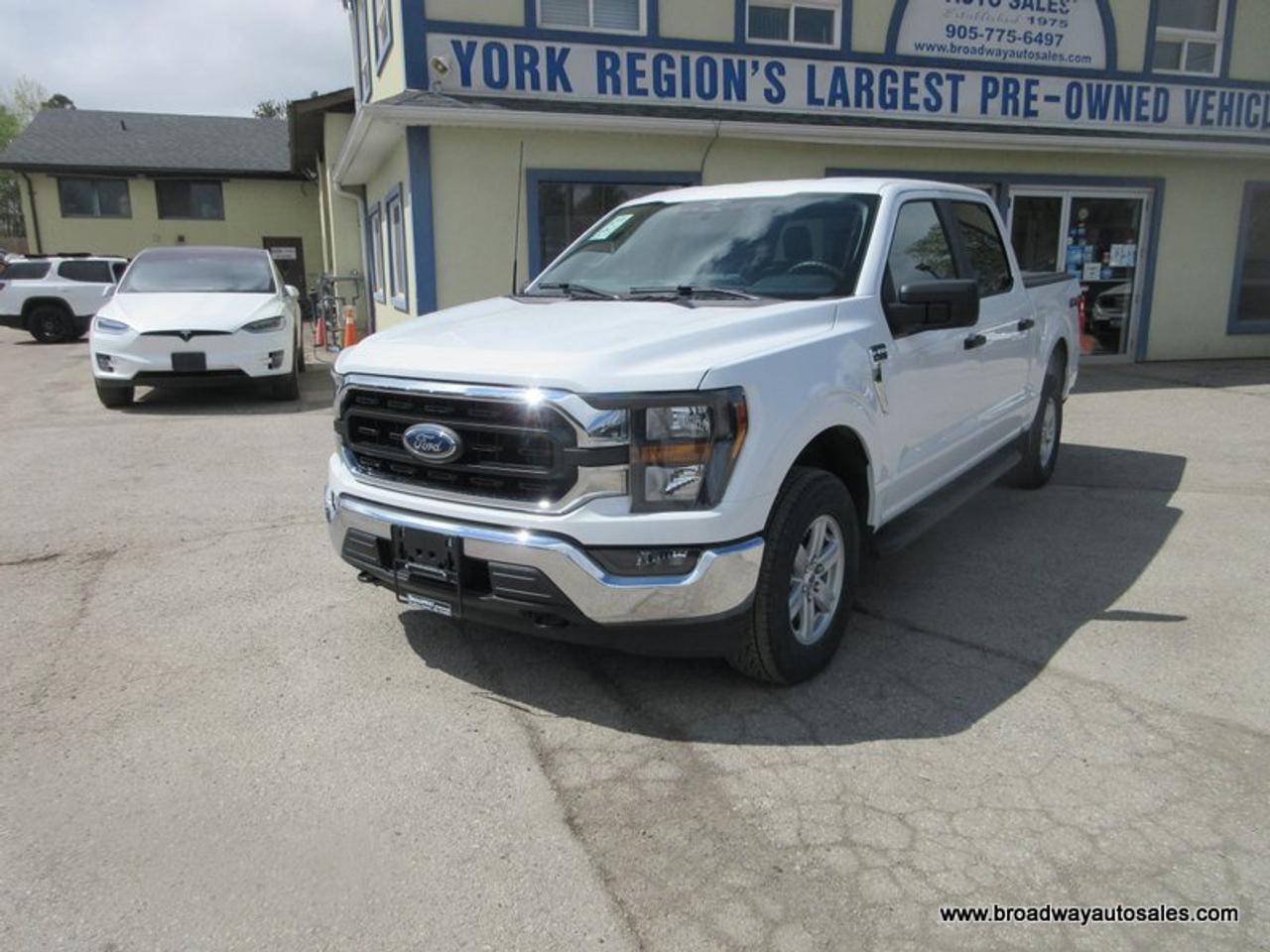 2023 Ford F-150 LIKE NEW XLT-MODEL 6 PASSENGER 2.7L - ECO-BOOST.. 4X4.. CREW-CAB.. SHORTY.. HEATED SEATS.. BACK-UP CAMERA.. BLUETOOTH SYSTEM.. Photo2