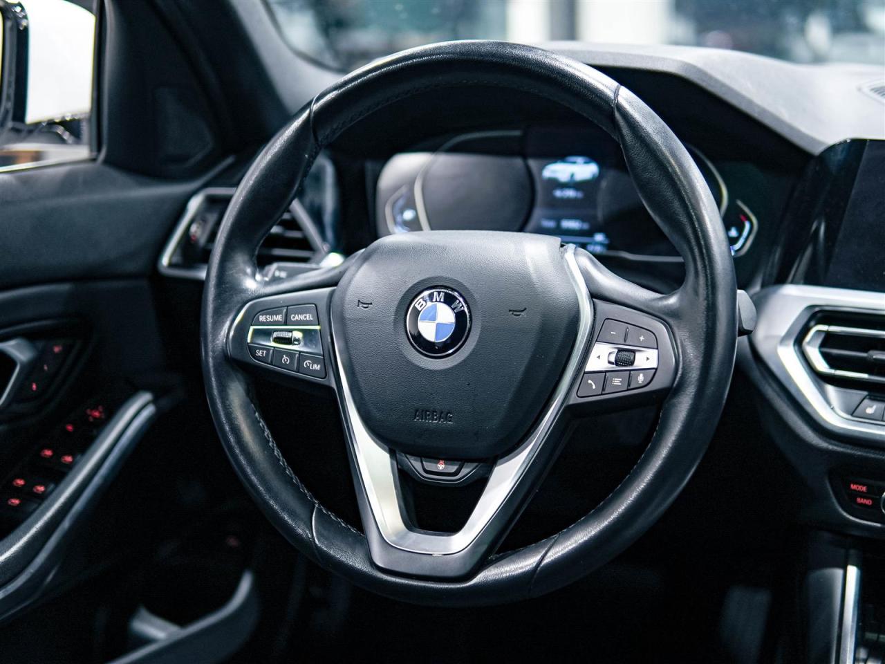 2022 BMW 330xi xDrive | NO ACCIDENTS | 7 SERV REC | NAV | BLIND Photo