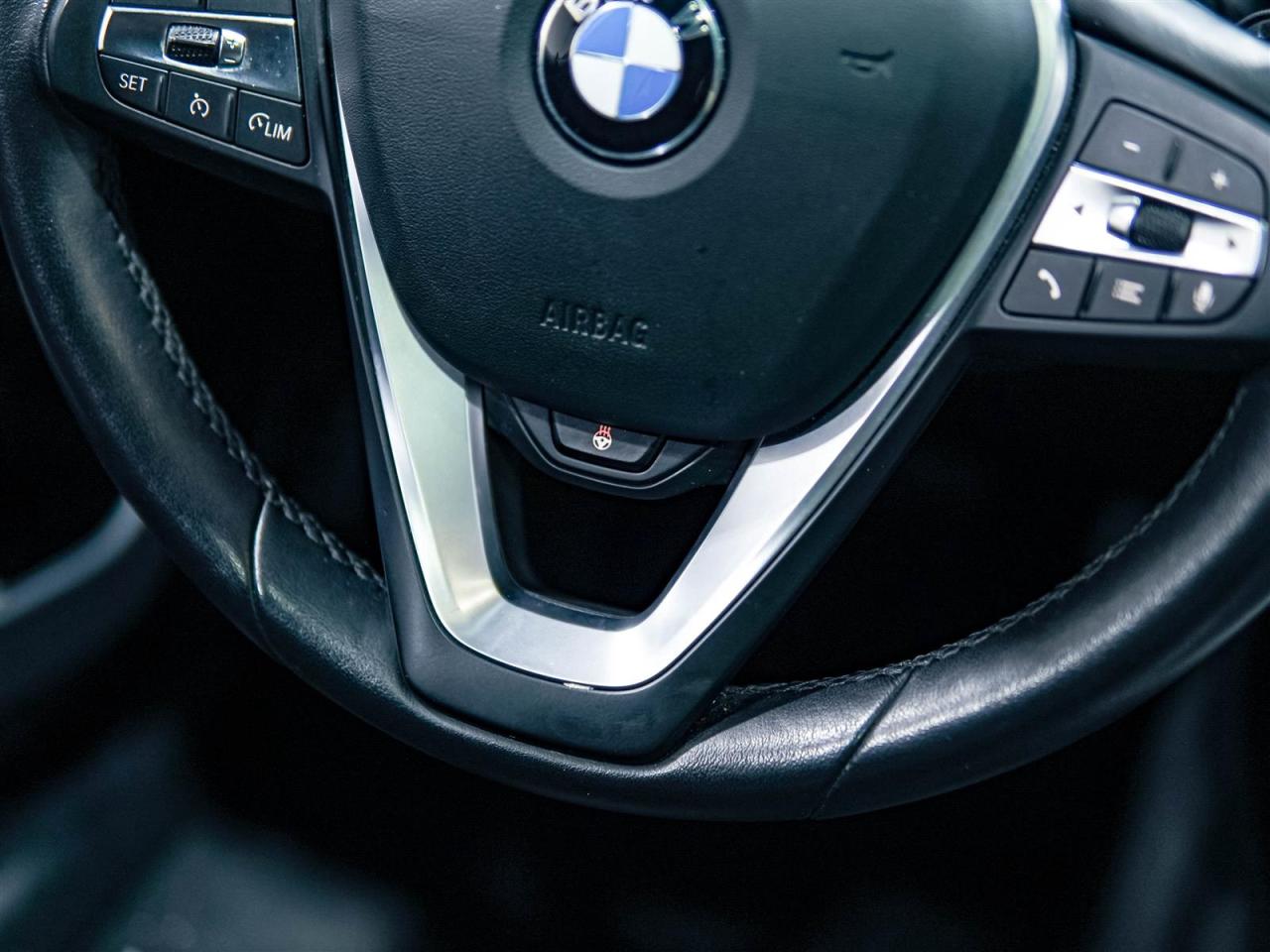 2022 BMW 330xi xDrive | NO ACCIDENTS | 7 SERV REC | NAV | BLIND Photo