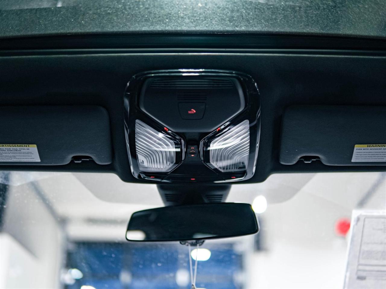 2022 BMW 330xi xDrive | NO ACCIDENTS | 7 SERV REC | NAV | BLIND Photo