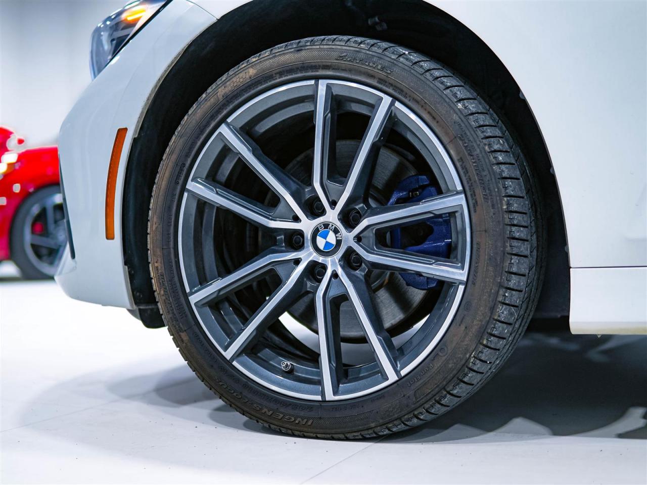 2022 BMW 330xi xDrive | NO ACCIDENTS | 7 SERV REC | NAV | BLIND Photo