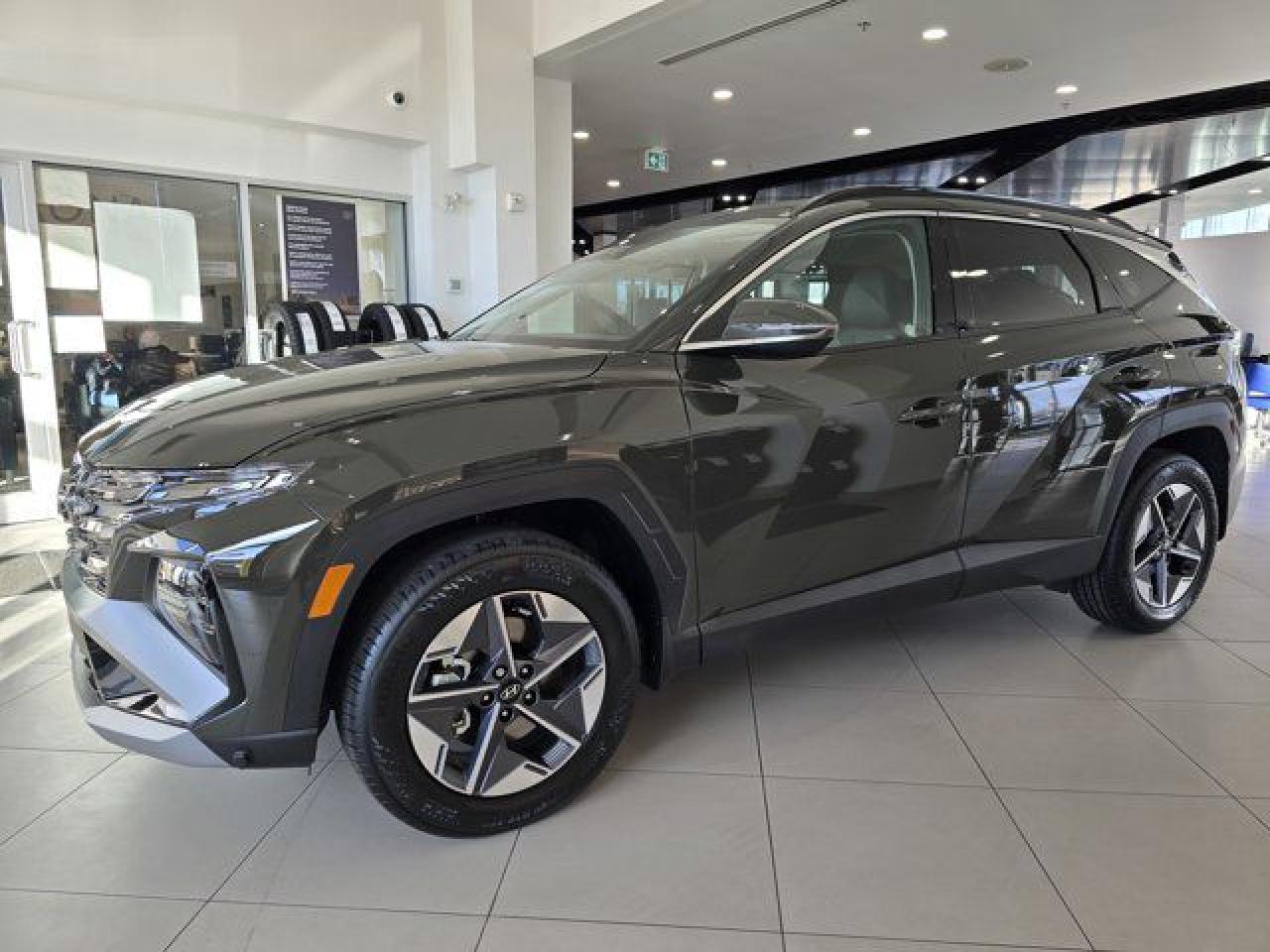 New 2025 Hyundai Tucson Preferred for sale in Calgary, AB
