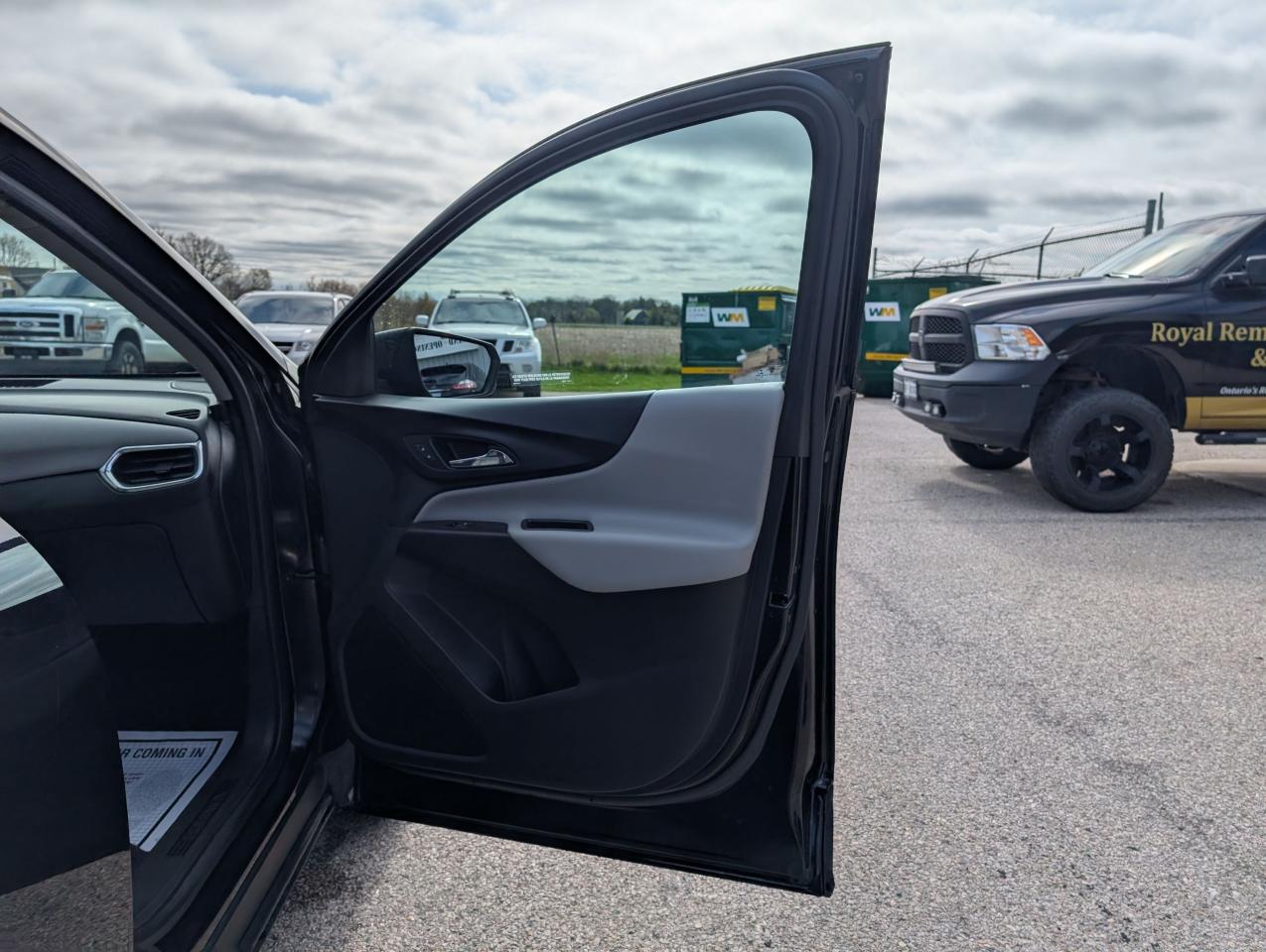 2018 Chevrolet Equinox LS - Photo #24