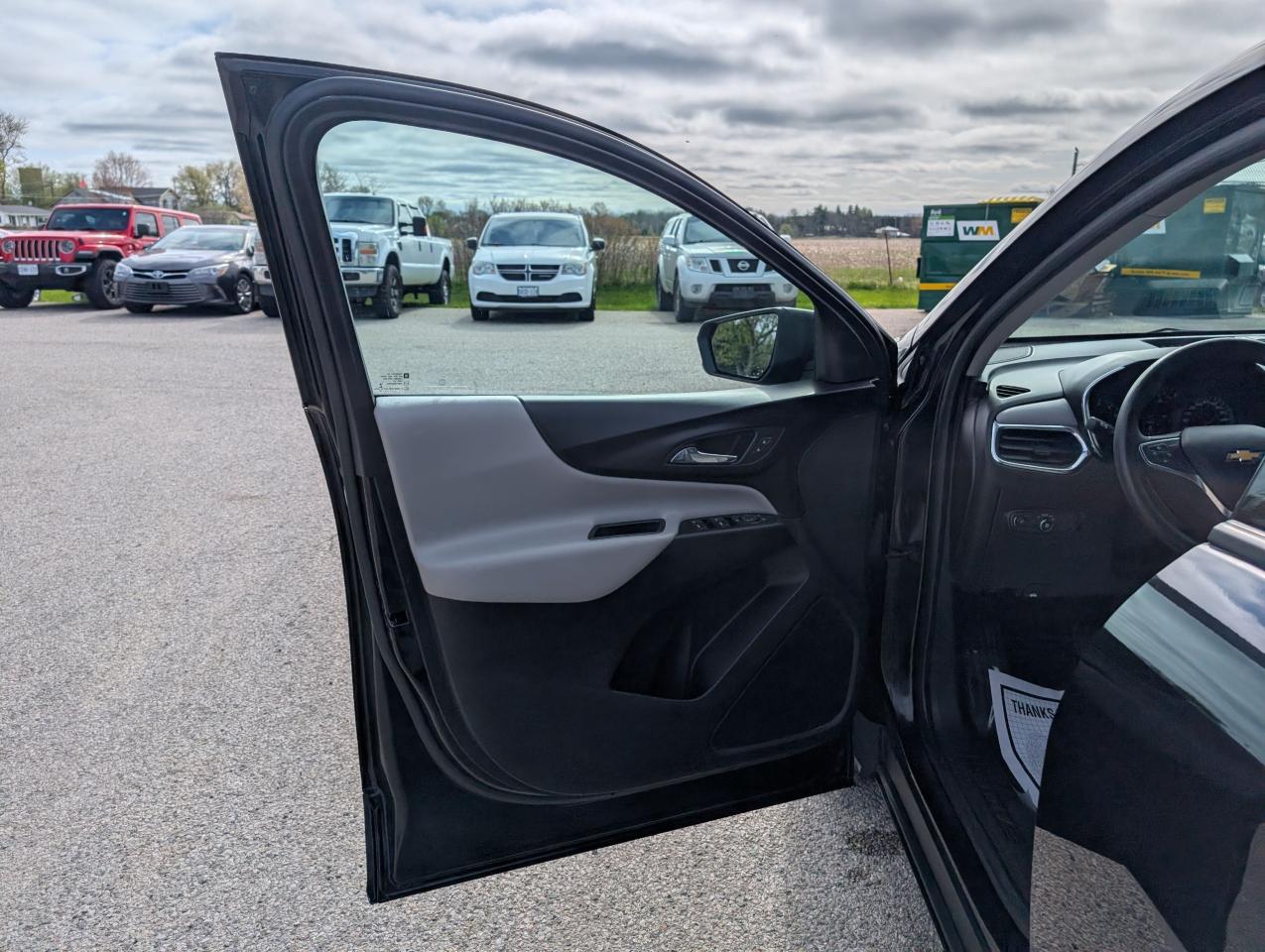 2018 Chevrolet Equinox LS - Photo #12