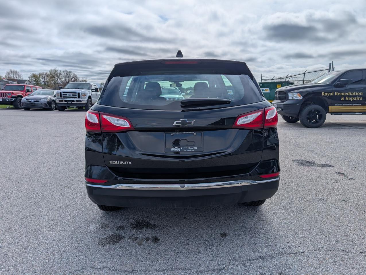 2018 Chevrolet Equinox LS - Photo #4