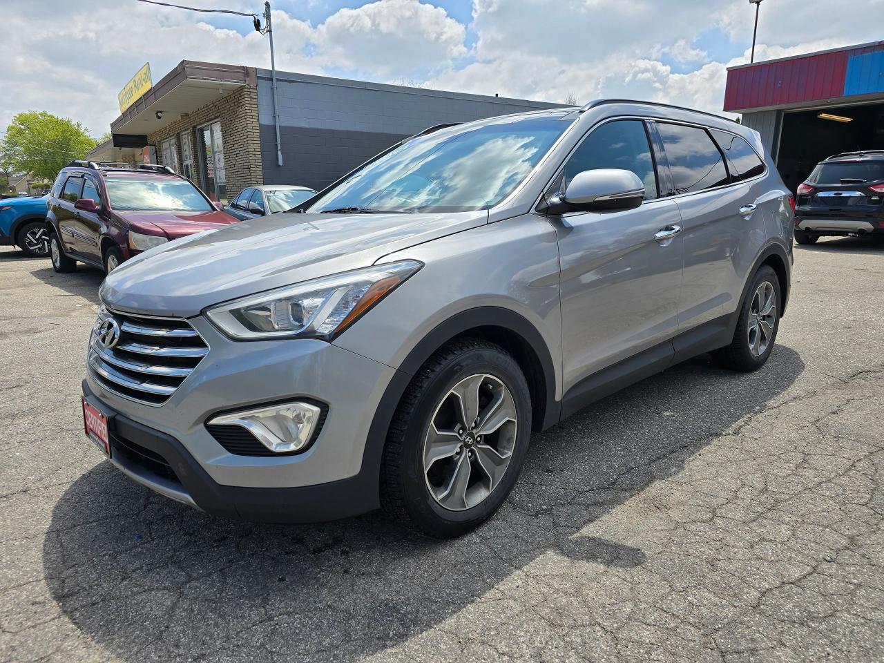 Used 2016 Hyundai Santa Fe XL Luxury Adventure Edition for sale in Brantford, ON