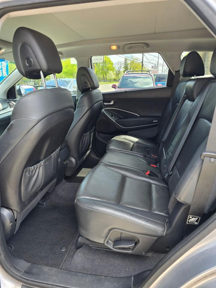 2016 Hyundai Santa Fe XL Luxury Adventure Edition - Photo #11