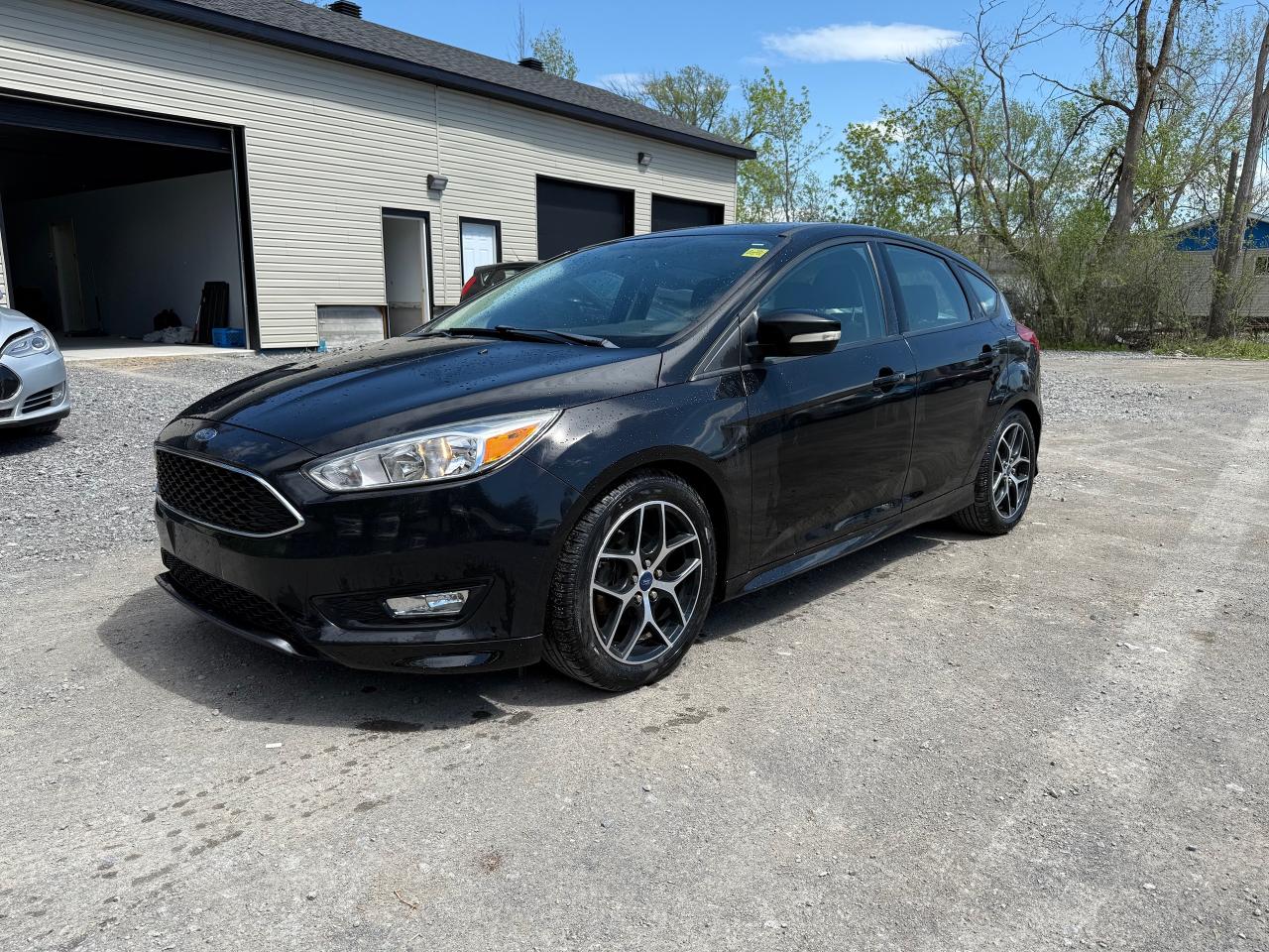 Used 2016 Ford Focus 5DR HB SE for sale in Ottawa, ON