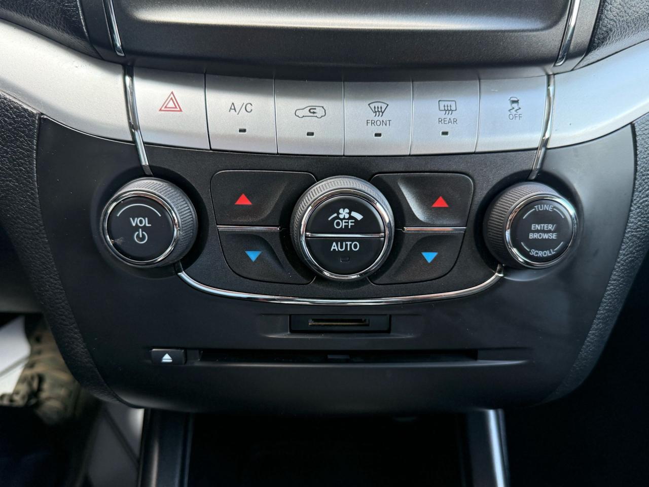 2014 Dodge Journey AWD 4dr R/T Rallye - Photo #16