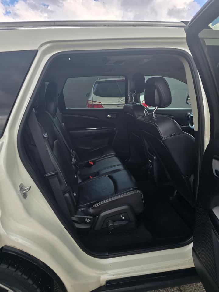 2016 Dodge Journey R/T - Photo #13