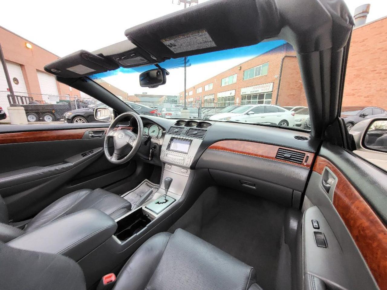 2006 Toyota Camry Solara SLE **CONVERTIBLE-LEATHER-NO ACCIDENTS-CERTIFIED* Photo