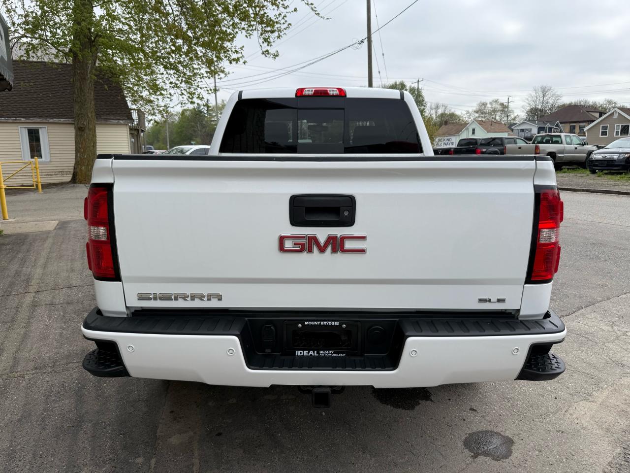 2018 GMC Sierra 1500 SLE - Photo #4
