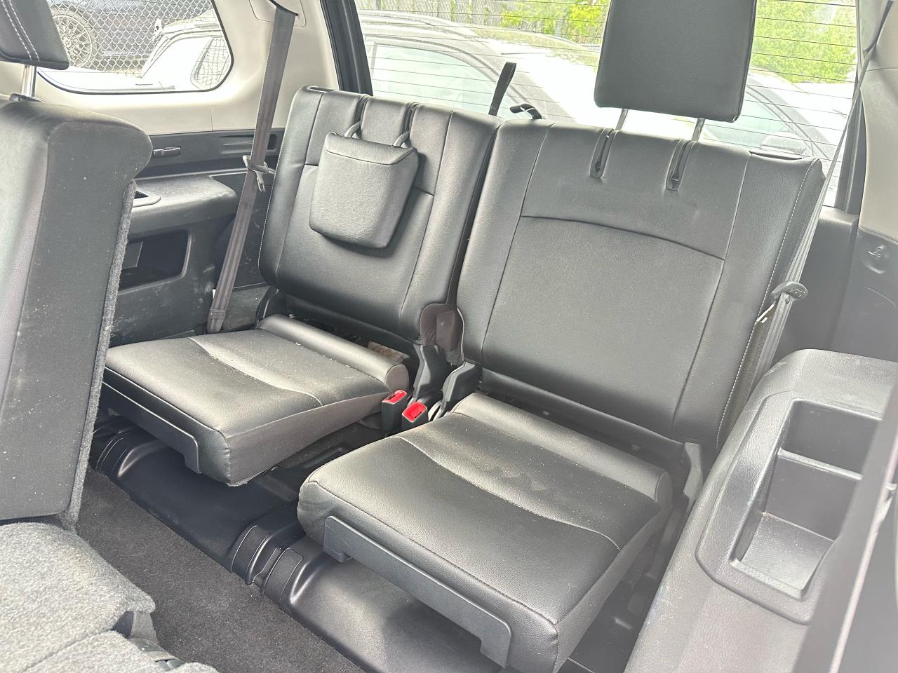 2016 Toyota 4Runner SR5 | Premium | 4WD | 7 Seater | Leather | Roof ++ Photo23