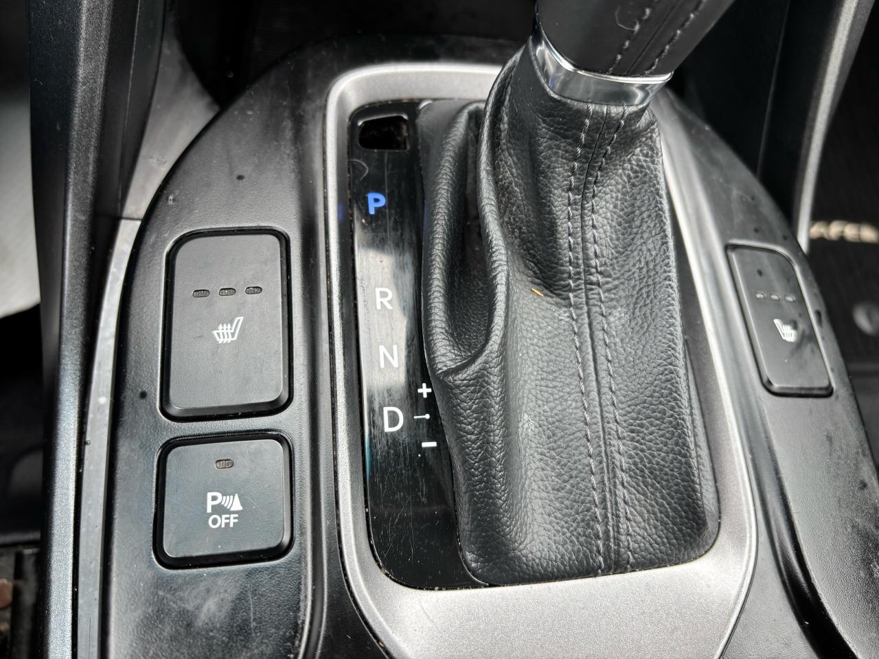 2016 Hyundai Santa Fe Sport Premium, All Wheel Drive, P. Seats, Alloys - Photo #10
