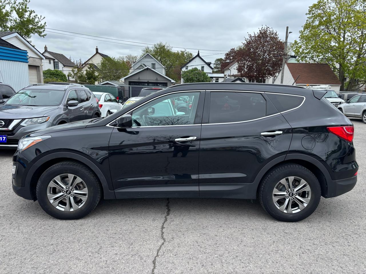 2016 Hyundai Santa Fe Sport Premium, All Wheel Drive, P. Seats, Alloys - Photo #4