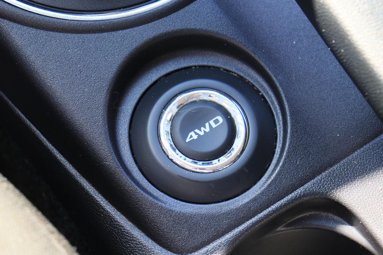 2016 Mitsubishi RVR SE | 4WD | Reverse Cam | Bluetooth | Alloys & More Photo