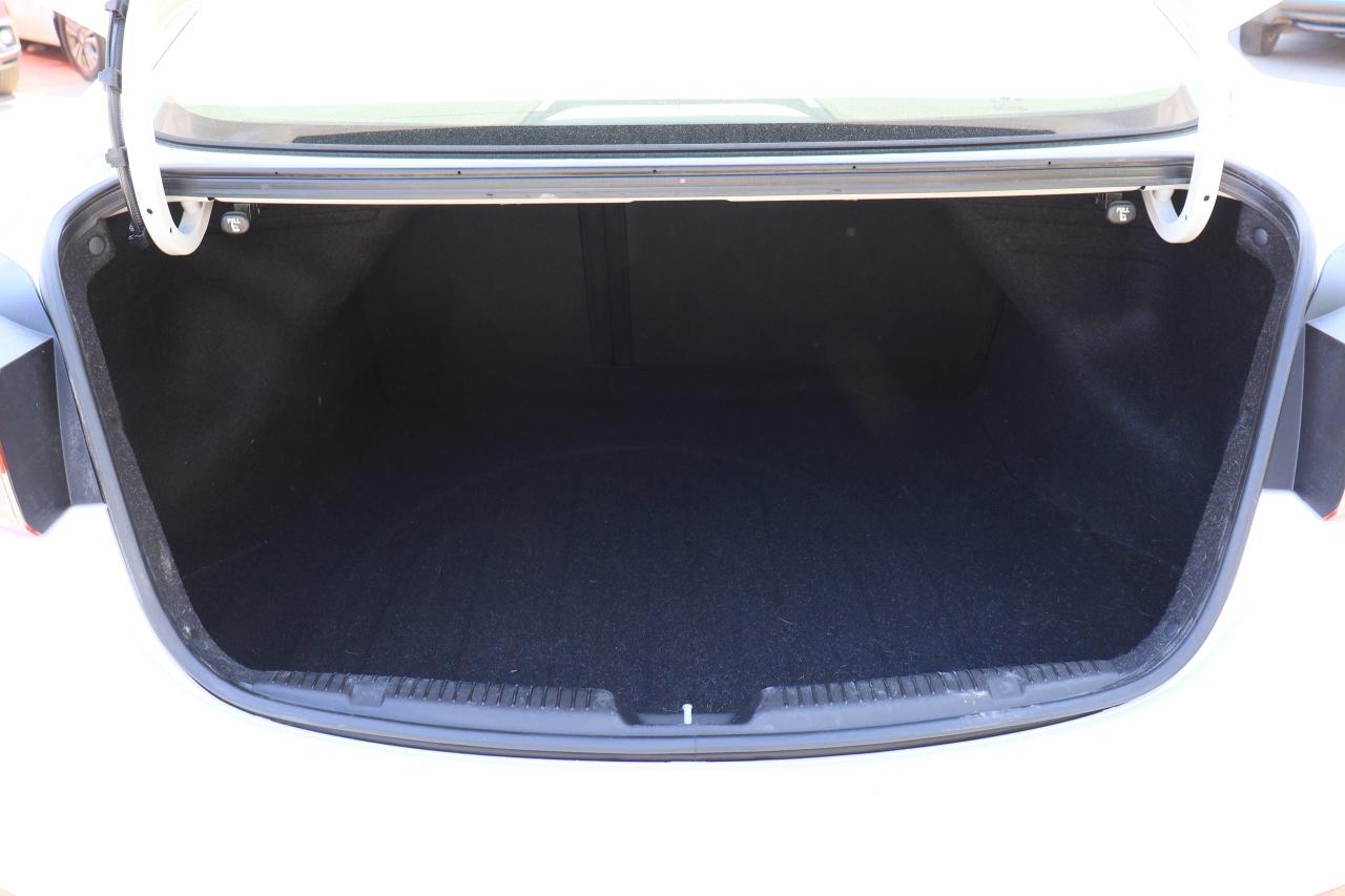 2016 Hyundai Elantra Limited | Auto | Leather | Roof | Nav | Cam & More Photo64