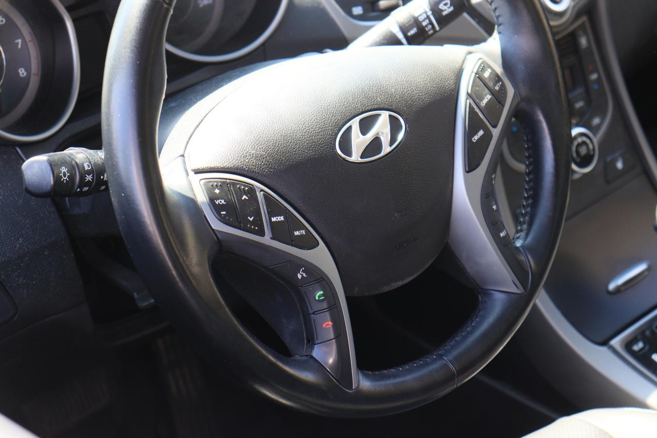 2016 Hyundai Elantra Limited | Auto | Leather | Roof | Nav | Cam & More Photo16