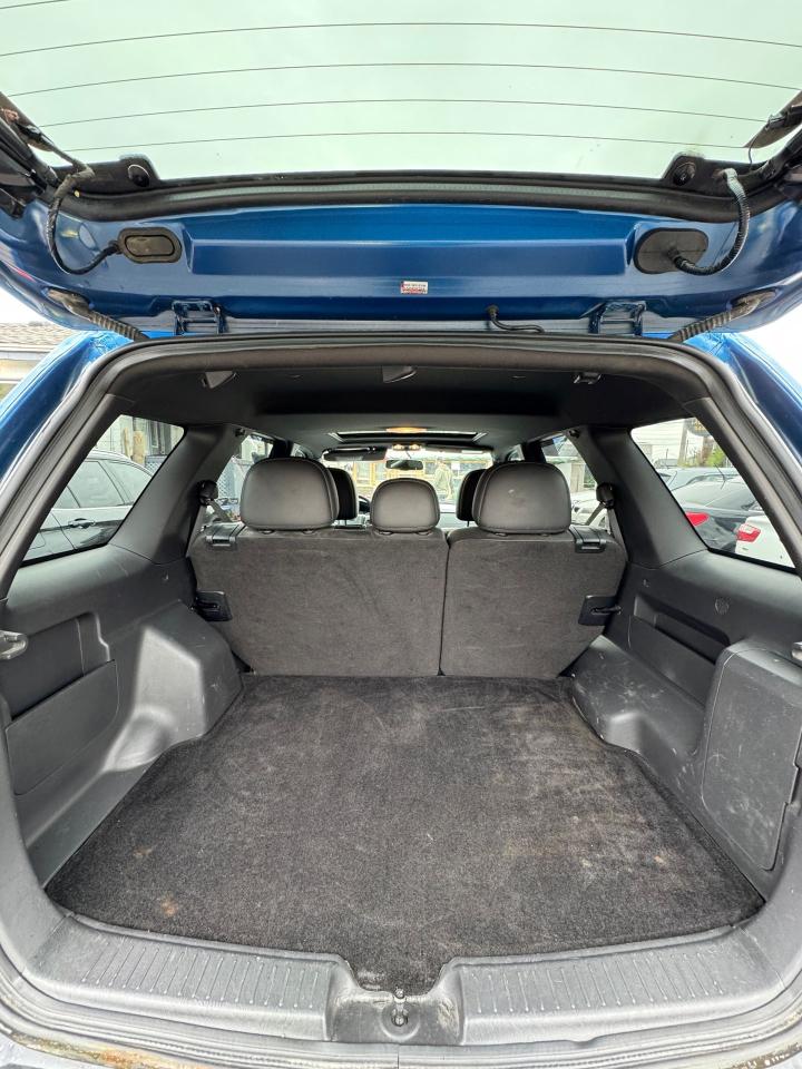 2012 Ford Escape FWD 4dr XLT CERTIFIED NO ACCIDENTS - Photo #16
