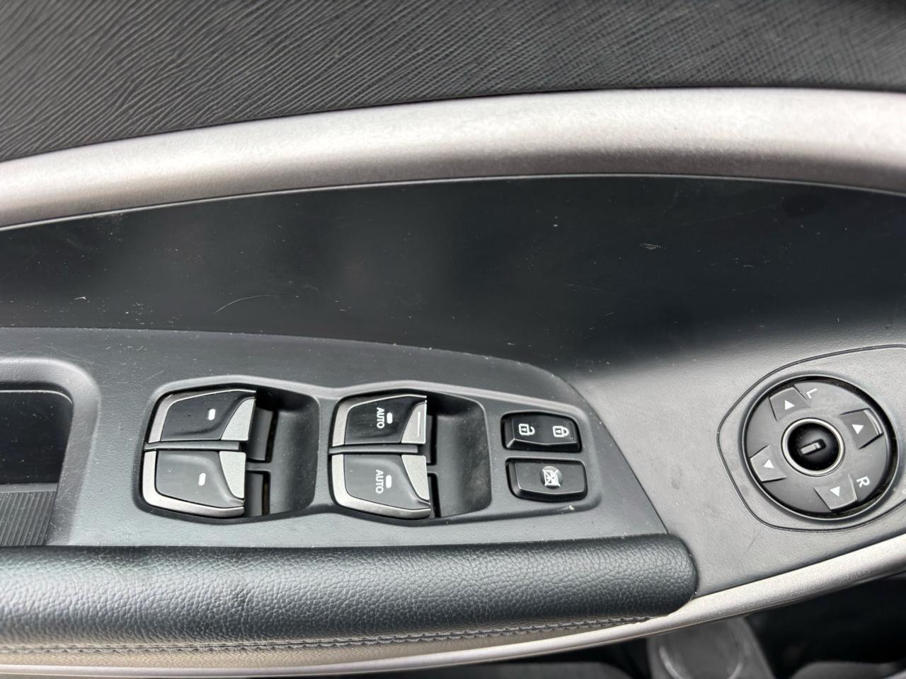 2016 Hyundai Santa Fe Sport Premium, All Wheel Drive, P. Seats, Alloys