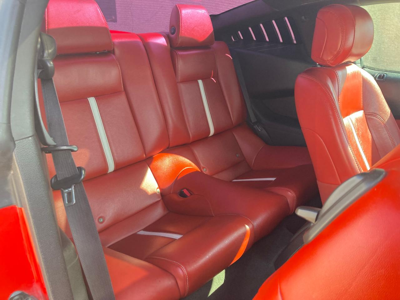 2014 Ford Mustang GT - Photo #10