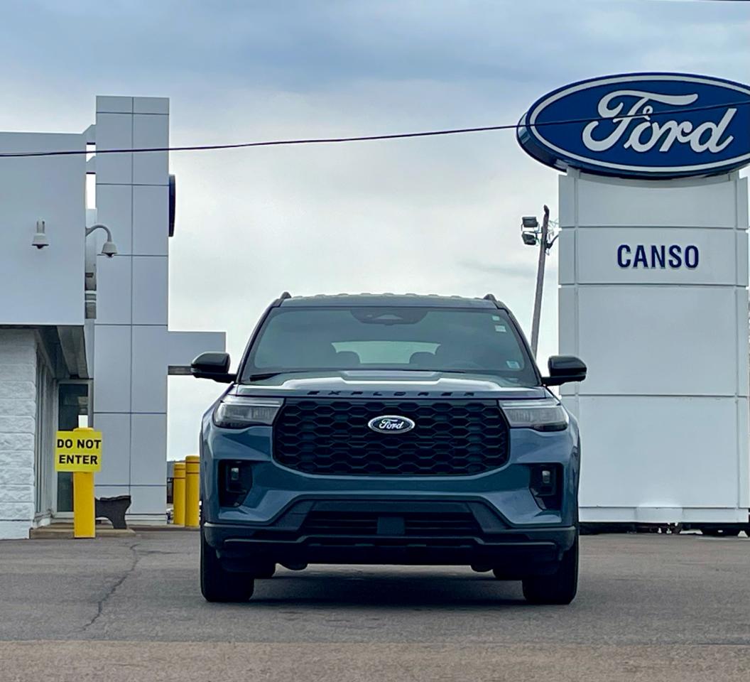 2025 Ford Explorer ST-LINE 4WD Photo1