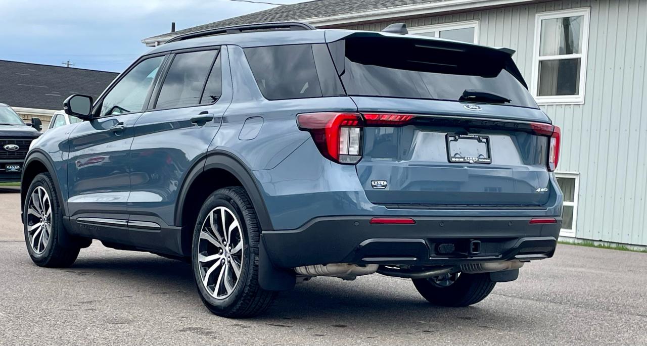 2025 Ford Explorer ST-LINE 4WD Photo5