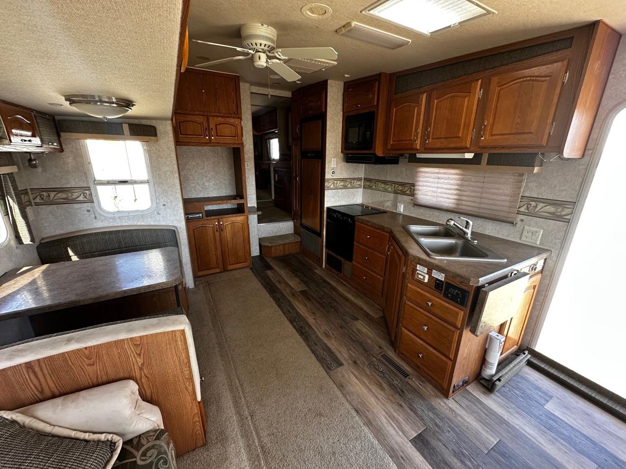 2007 ARCTIC FOX 29-5T 