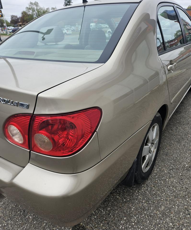 2005 Toyota Corolla CE - Photo #15
