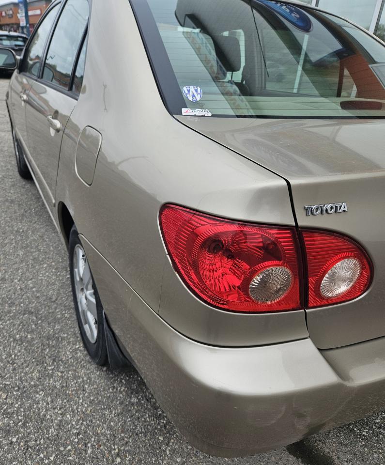 2005 Toyota Corolla CE - Photo #13