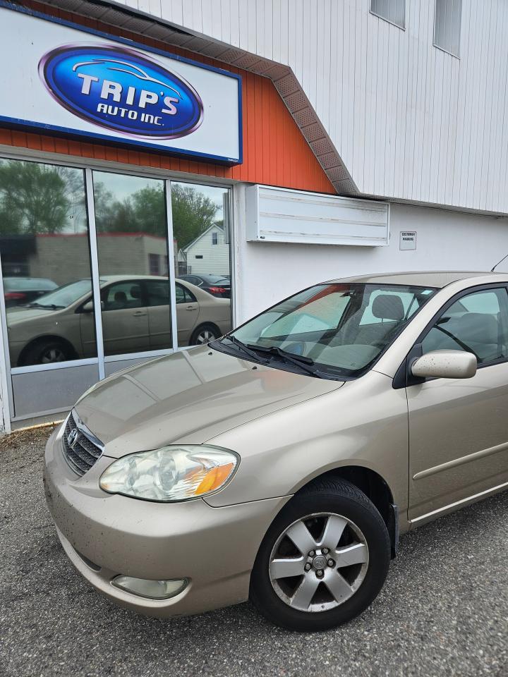 2005 Toyota Corolla CE - Photo #3