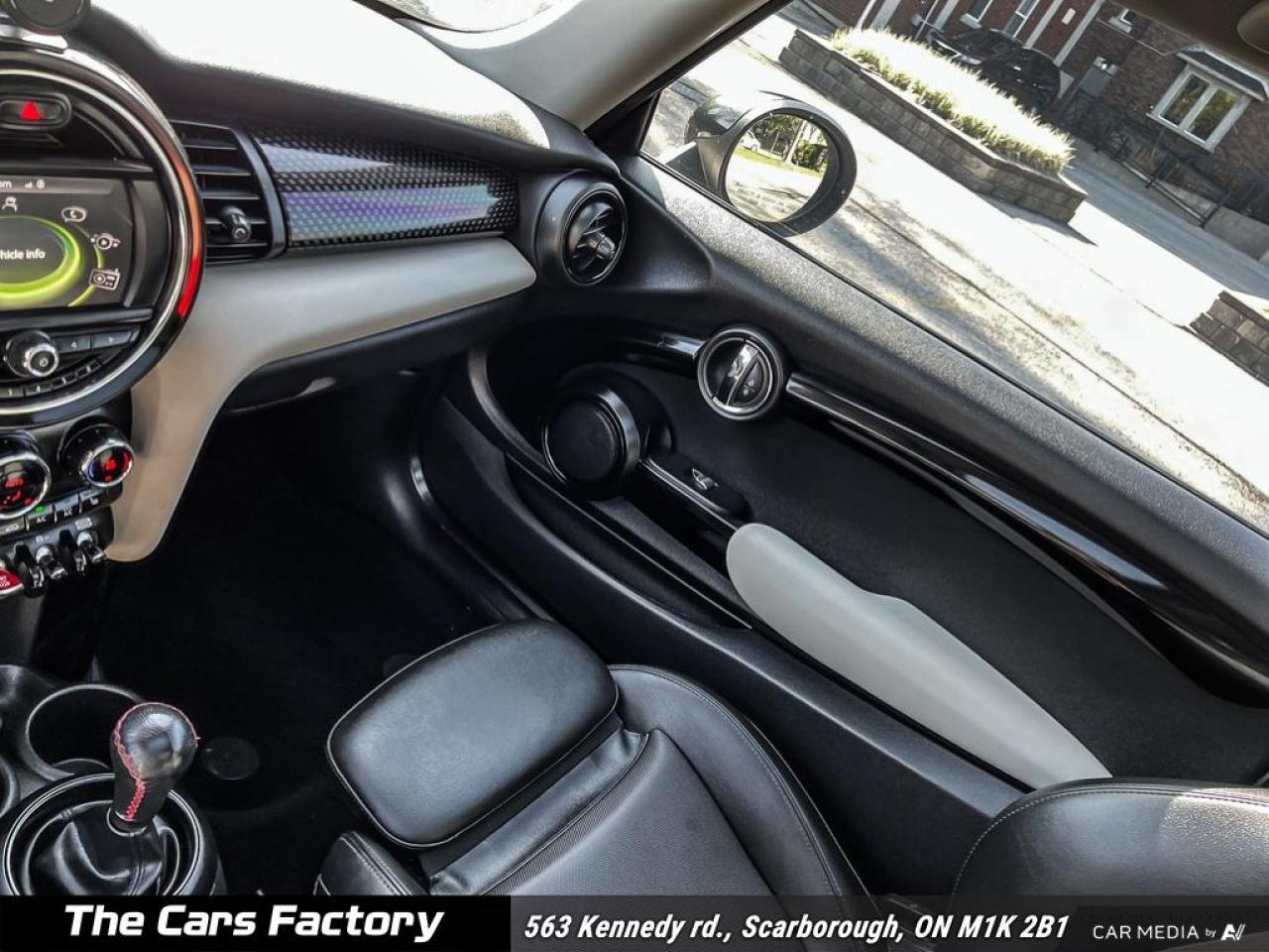 2018 MINI Cooper S 6MT - No Accident! - Photo #25