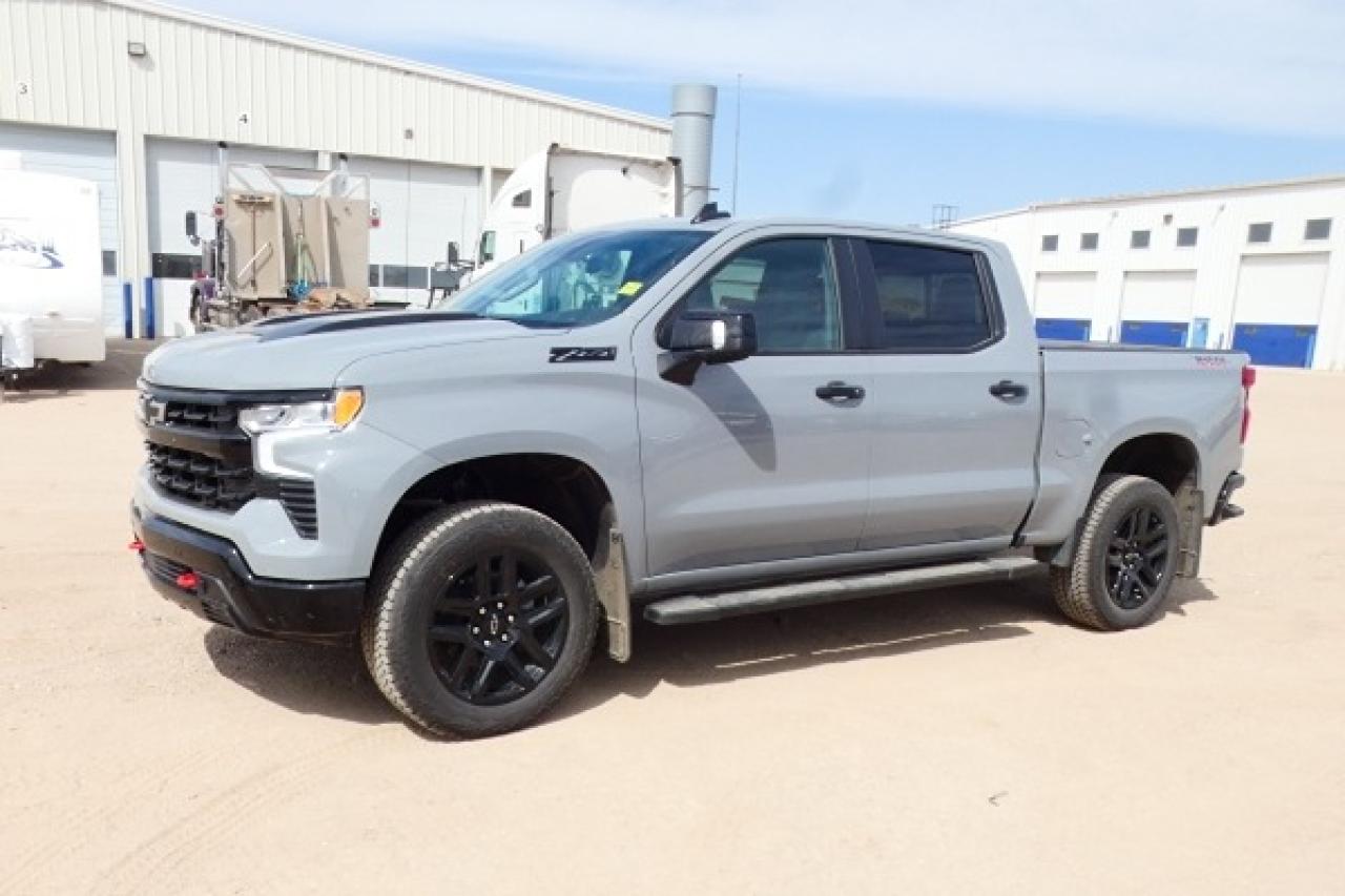2024 Chevrolet Silverado 1500 LT Trail Boss w/Htd Leather, S/R, NAV ready, BUC - Photo #2