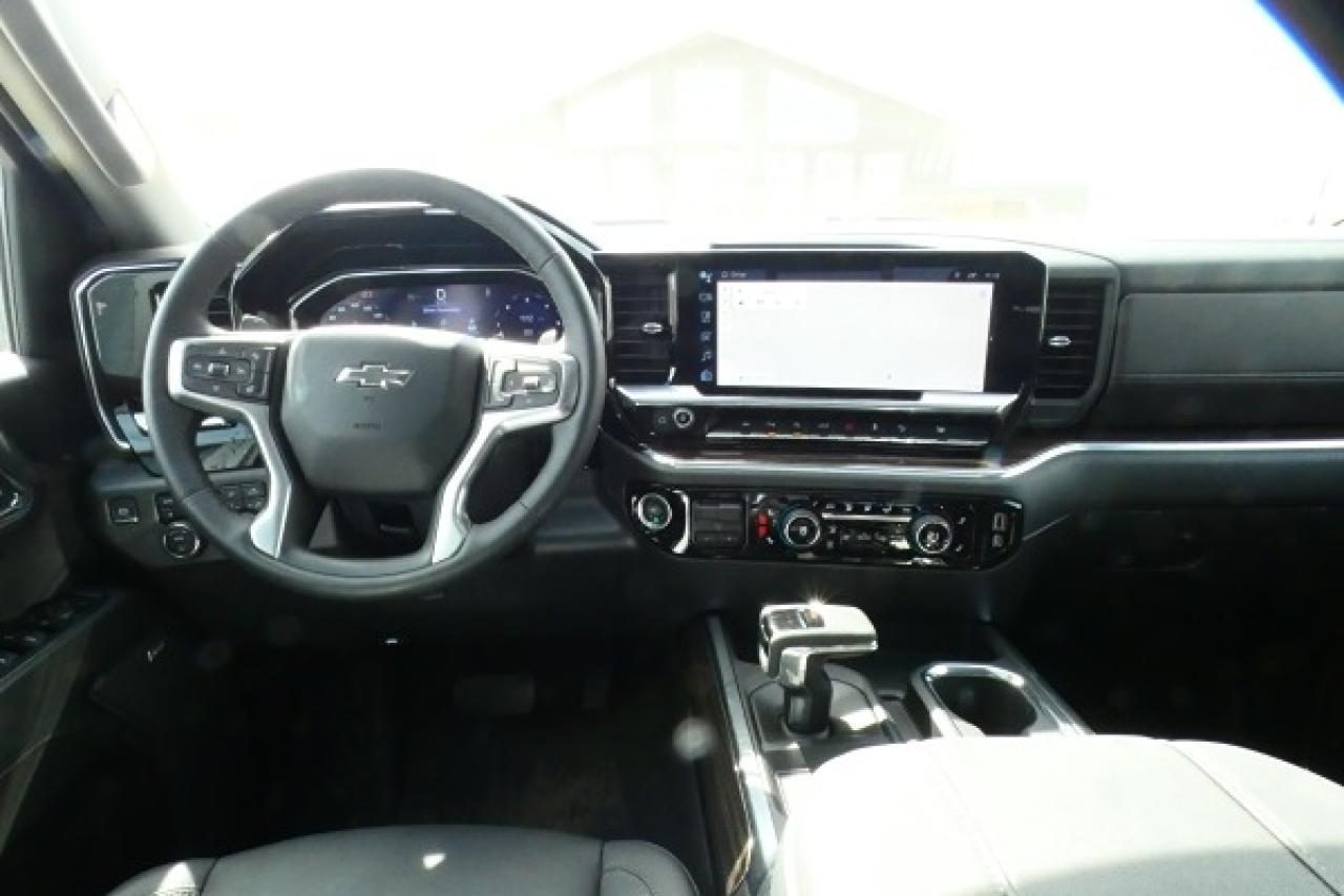 2024 Chevrolet Silverado 1500 LT Trail Boss w/Htd Leather, S/R, NAV ready, BUC - Photo #11