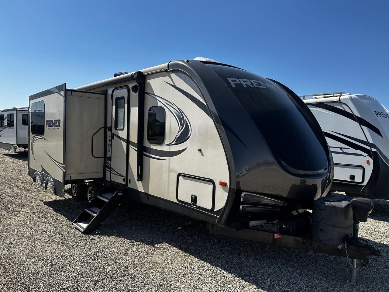 2017 Keystone Premier 24RKPR 