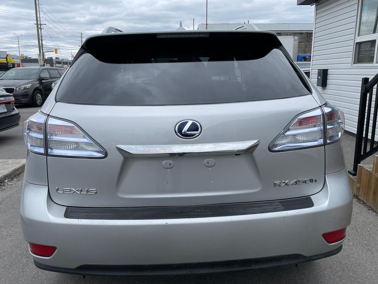 2010 Lexus RX 450h Ultra Premium - Photo #2