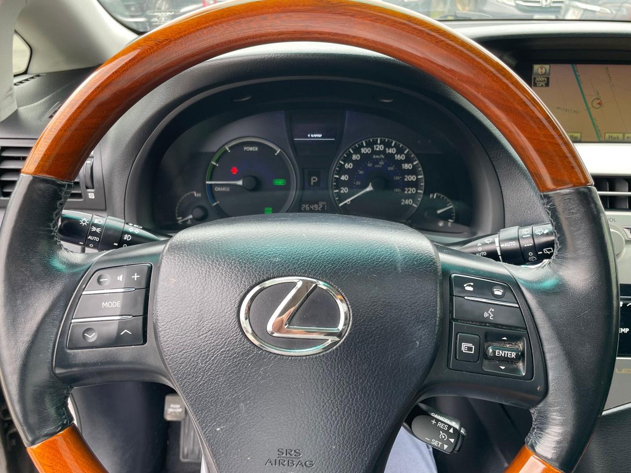 2010 Lexus RX 450h Ultra Premium - Photo #9