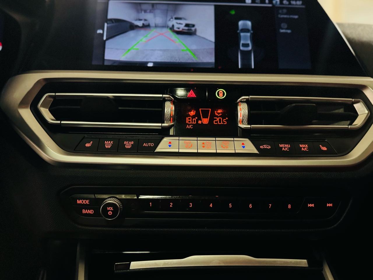 2022 BMW 3 Series 330i xDrive | RED INTERIOR - Photo #17