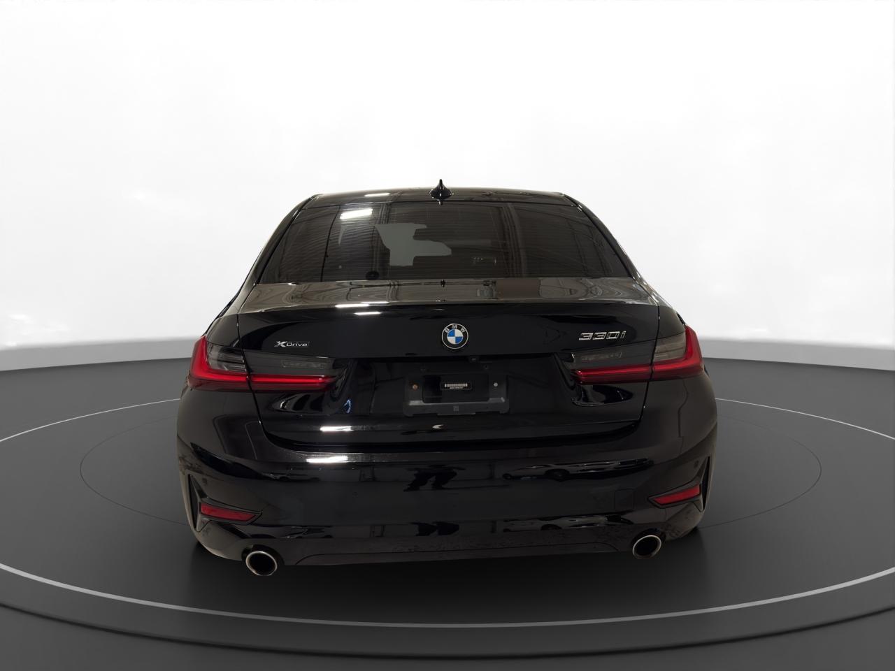 2022 BMW 3 Series 330i xDrive | RED INTERIOR - Photo #6