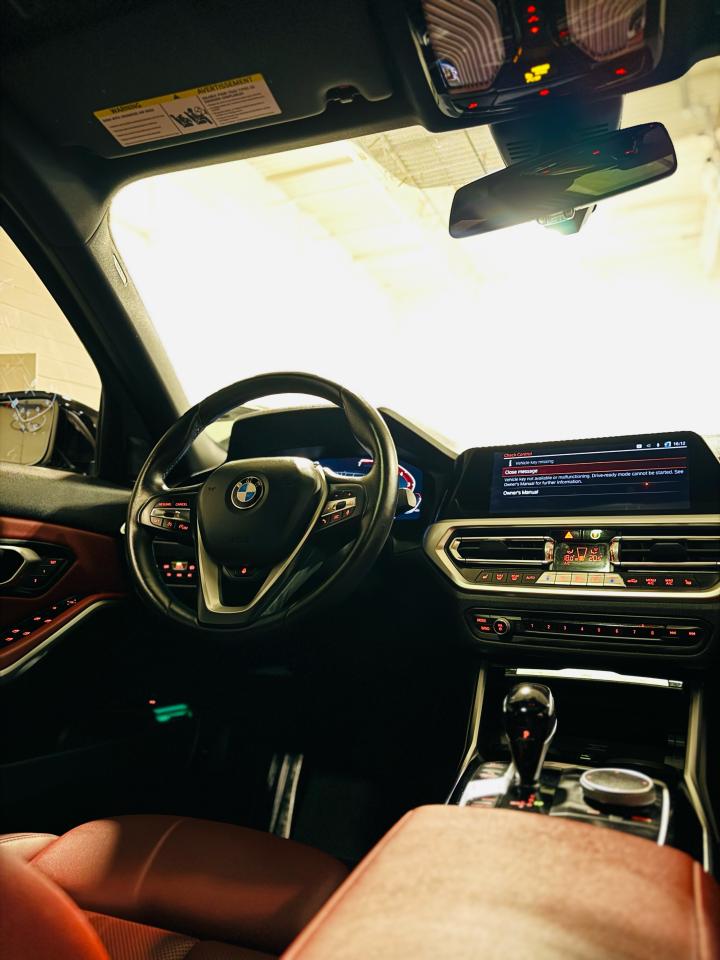 2022 BMW 3 Series 330i xDrive | RED INTERIOR - Photo #27