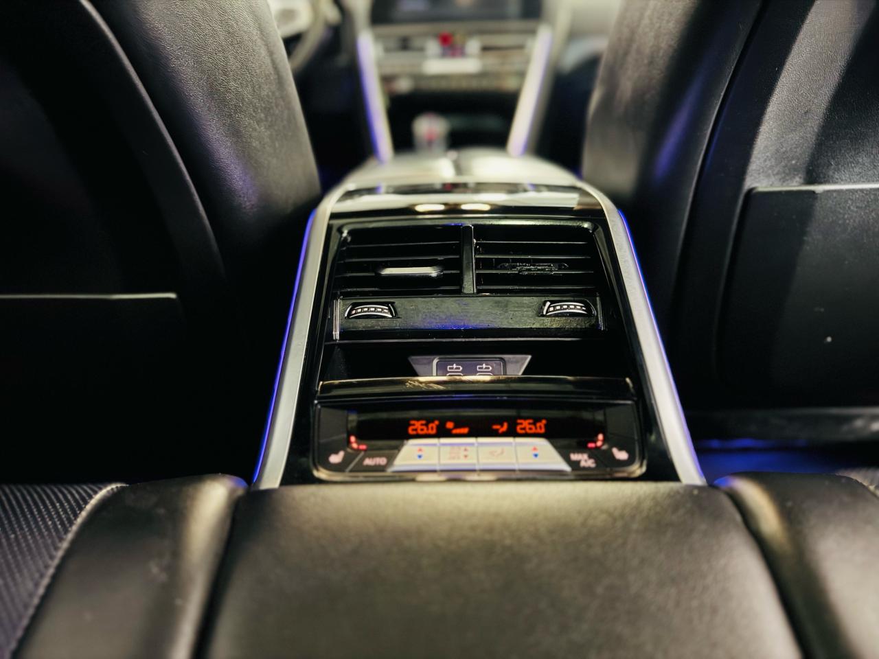 2020 BMW M850i M850i xDrive - Photo #21