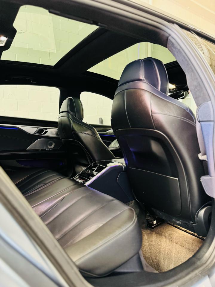 2020 BMW M850i M850i xDrive - Photo #23
