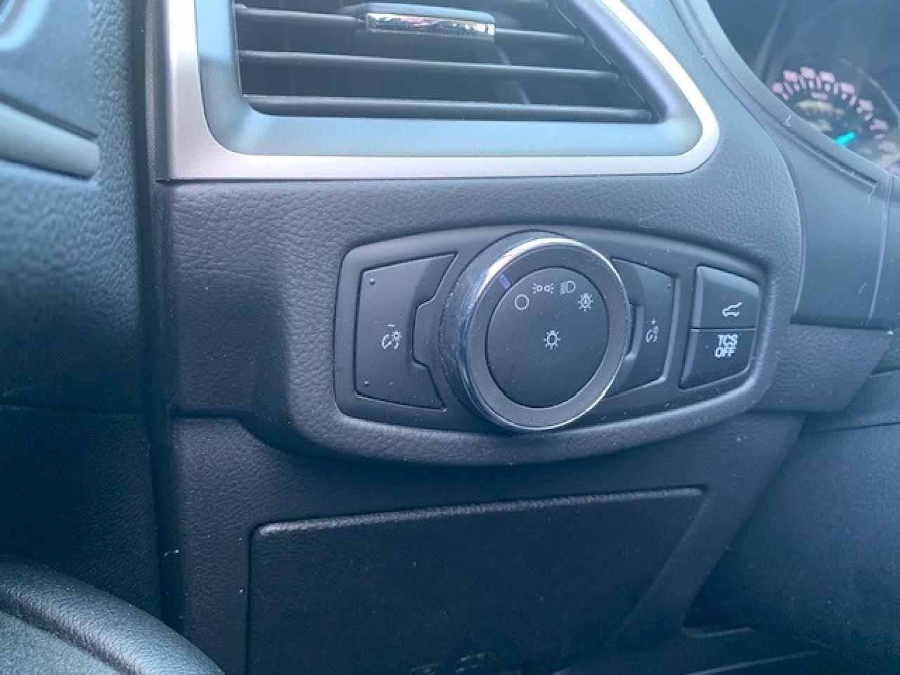 2024 Ford Edge SEL - Photo #14