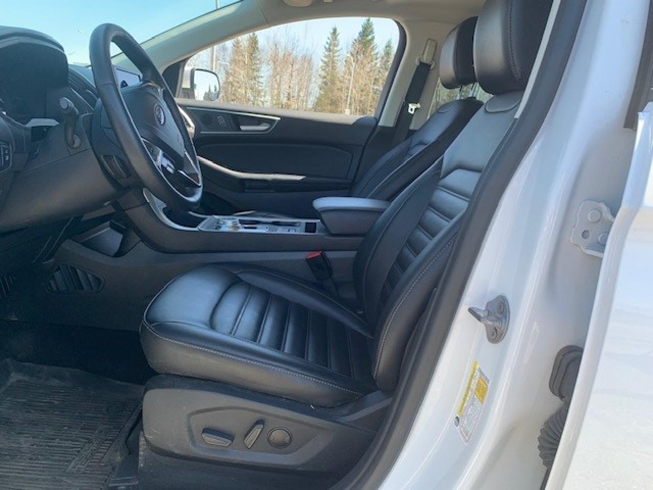 2024 Ford Edge SEL - Photo #6