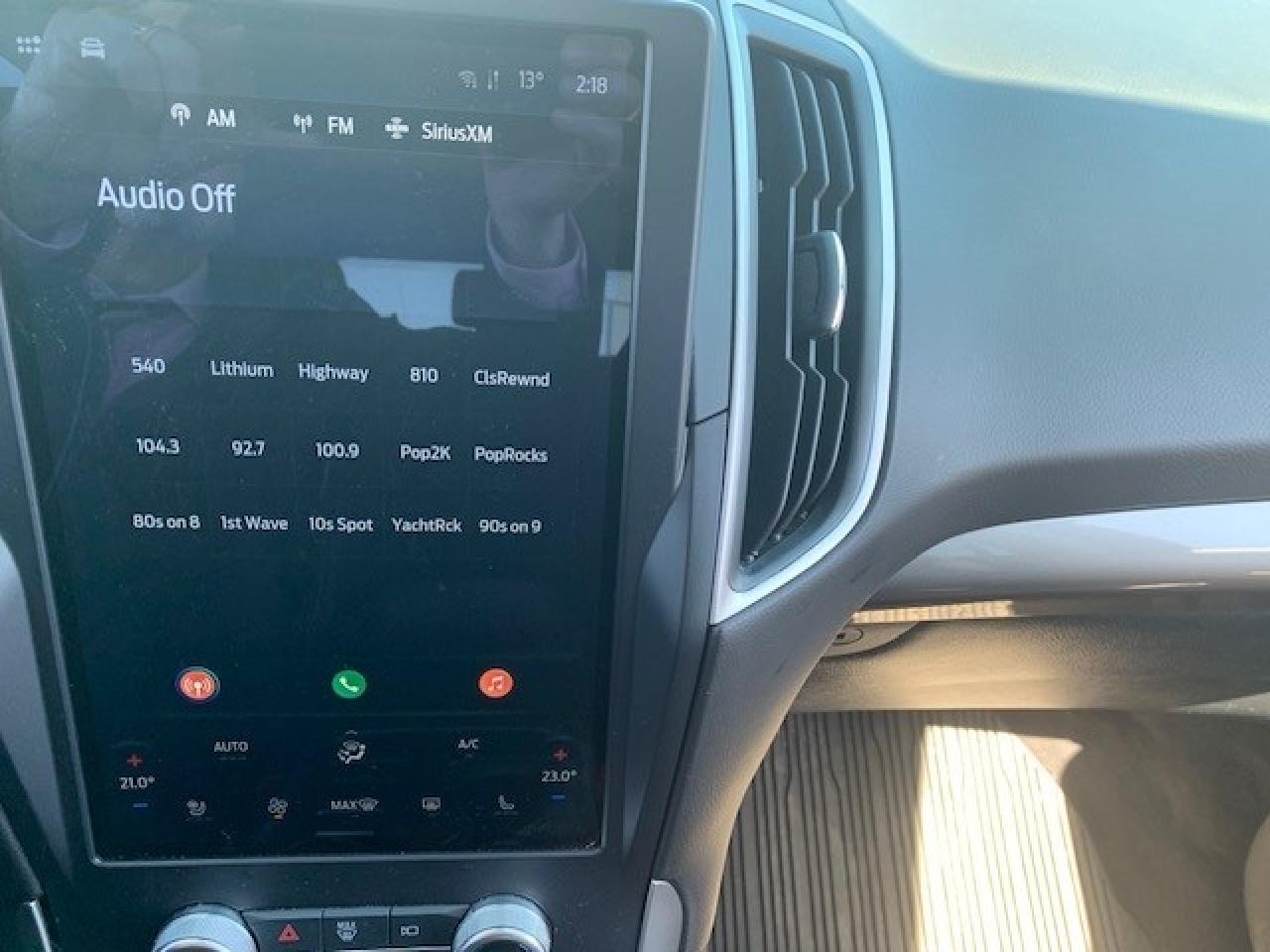 2024 Ford Edge SEL - Photo #4