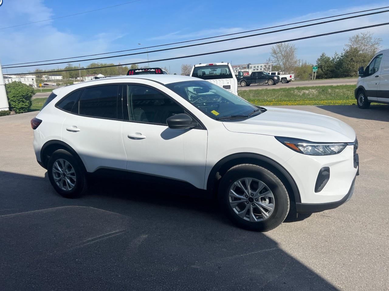 2025 Ford Escape Active AWD Photo4